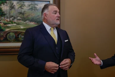 Attorneys joel hamner and tom mccutcheon develop a case plan for a mass transit collision and resulting passenger injuries.