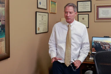 Joel hamner joins tom mccutcheon to evaluate a grubhub accident lawsuit with a client.