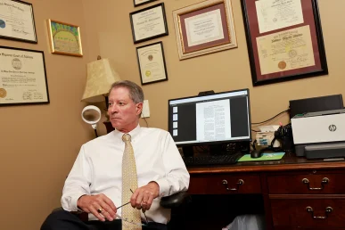 Tom mccutcheon and joel hamner discuss unsafe vacation property conditions for an injury claim.