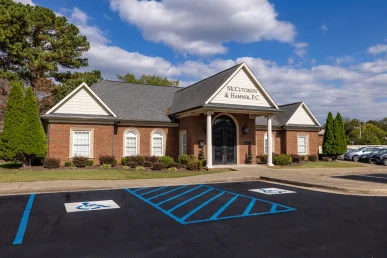 Florence Alabama, McCutcheon and Hamner's offices offering truck accident legal services